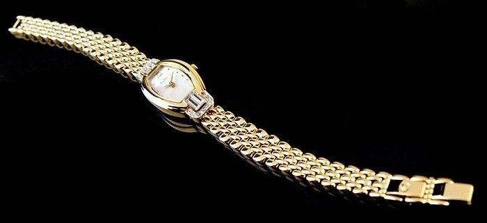 ELGIN LUXURY LADIE'S DRESS STYLE ELEGANT CRYSTALS WATCH EG300