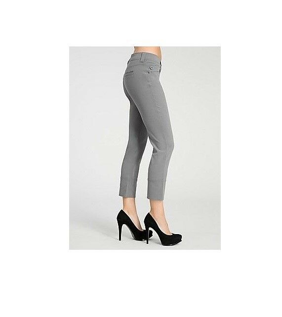 NWT $84 GUESS SASHA CAPRIS SHORT PANTS BLACK Sz. 29