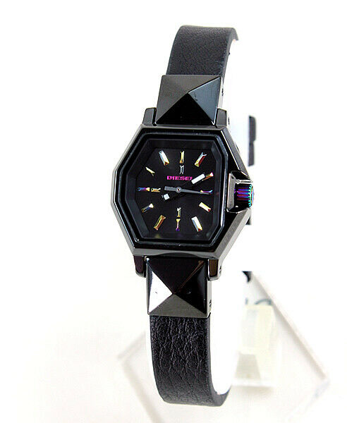 DIESEL WOMEN'S LEATHER WATCH DZ5300