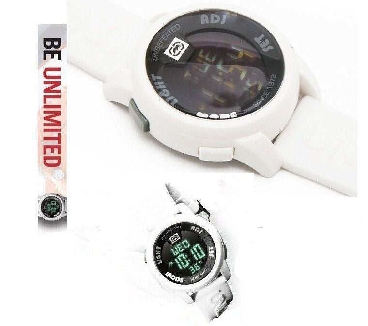 MARC ECKO MEN'S RUBBER BAND DIGITAL WHITE LCD WATCH E07503G2