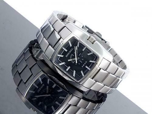 DIESEL LADIE'S STAINLESS STEEL SILVER BLACK DIAL WATCH DZ5287